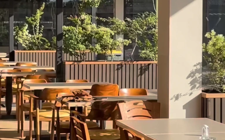 cafe di mentok